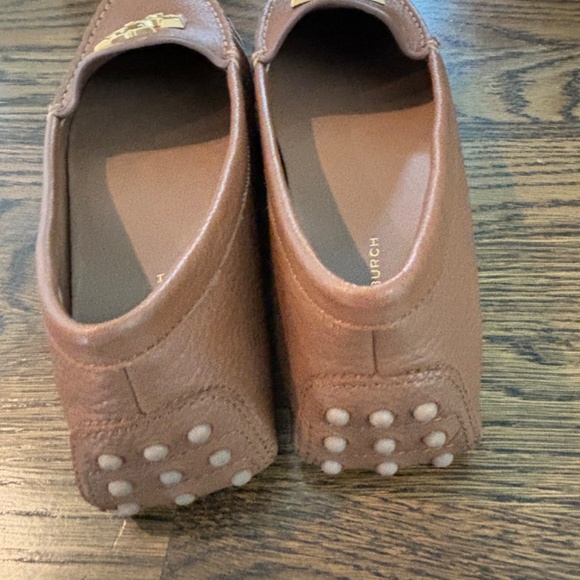 Tory Burch Driving Loafer - Picture 3 of 4